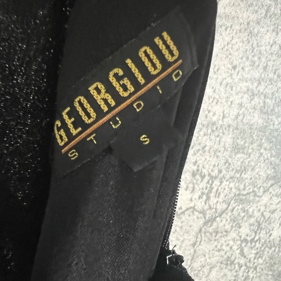 Black elegant turtle neck sleeveless dress shimmery fabric with back slit size S - Picture 10 of 11